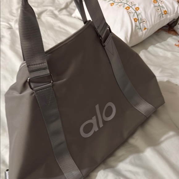 ALO Yoga Gray and Silver Women's Bag - Picture 8 of 8